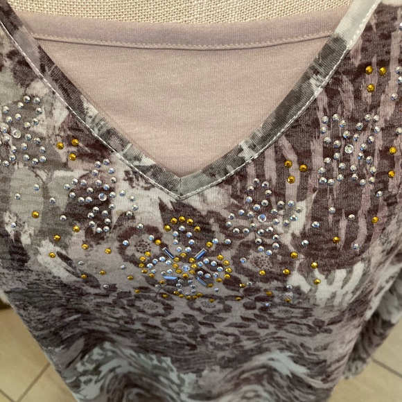 Top - Women’s top - Picture 2 of 4